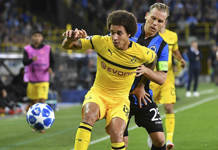 Axel Witsel tampil bagus di lini tengah Dortmund