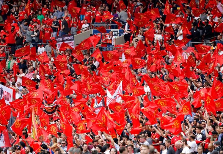 对阵瓦伦西亚的欧冠比赛中，“红魔”球迷对曼联的表现感到不满