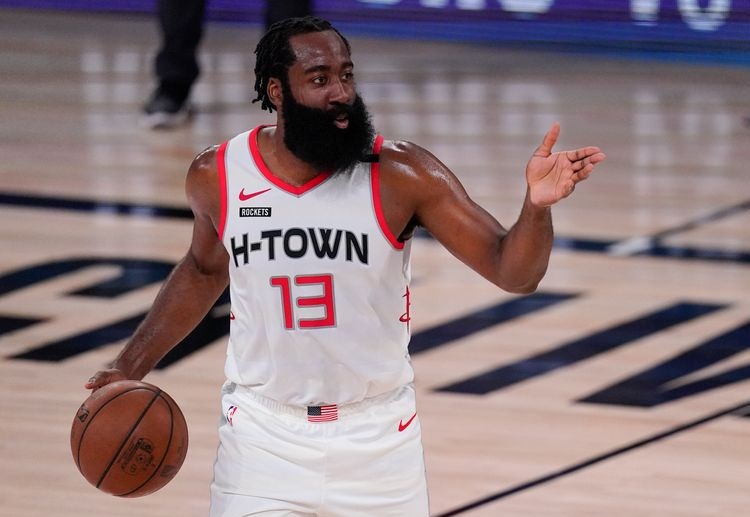 NBA 休斯顿火箭的詹姆斯-哈登跑位