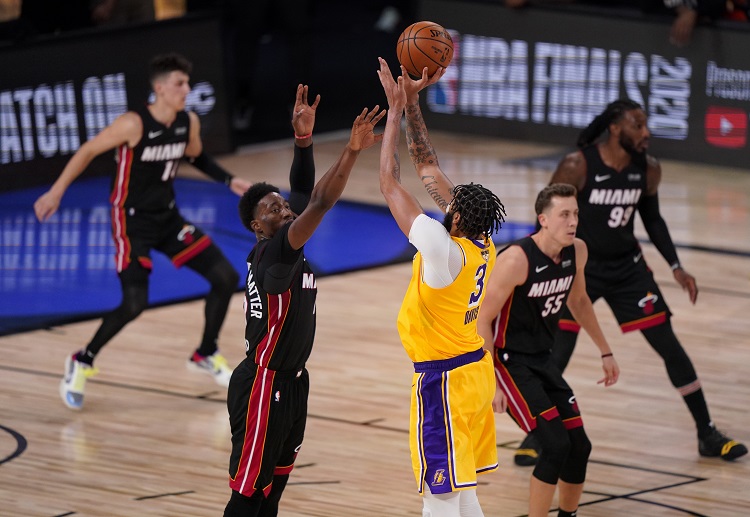 Los Angeles Lakers forward Anthony Davis makes a 3-point during the NBA Finals last quarter