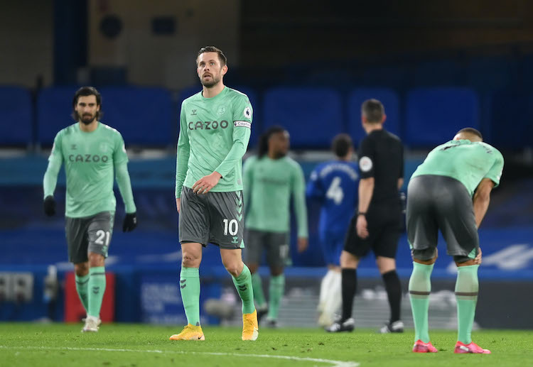 Premier League: Chelsea và Everton đều có cơ hội rất lớn để giành một vị trí trong top 4 Ngoại hạng Anh.