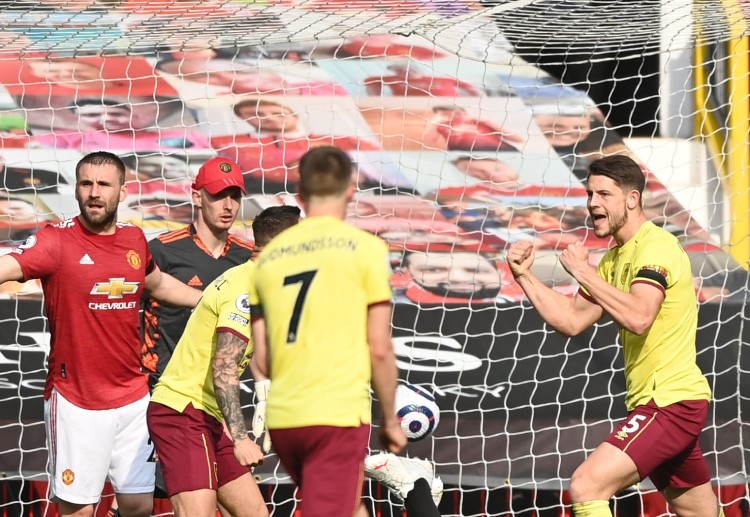 Premier League: Burnley tiếp tục cho thấy sự khó chịu ở những phút sau đó với hàng thủ vững chãi.