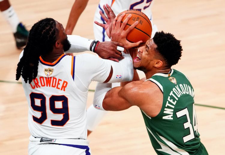 Nhận định bóng rổ Finals NBA 2021 Milwaukee Bucks vs Phoenix Suns.