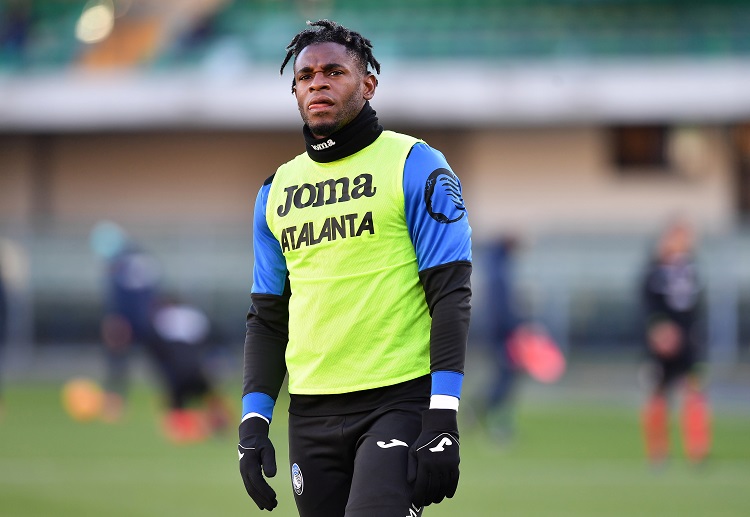 Atalanta’s Duvan Zapata aims to continue his fine form as they take on AS Roma in Serie A