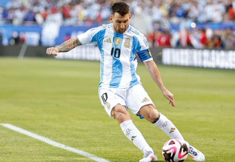 Messi cùng tuyển Argentina thi đấu loạt trận bóng đá quốc tế