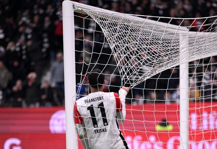 德甲联赛 法兰克福进攻端仰仗埃基蒂克，这位法国前锋本赛季贡献13球3助，终结能力令人称道