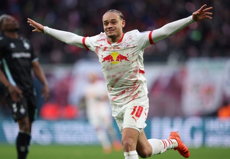 ဇာဗီ ဆိုင်မွန်ကို ပရီးမီးယားလိဂ် ကလပ်တွေ အပြင် ဘေယန်မြူးနစ် ကလည်း စိတ်ဝင်စားနေပြီးတော့ အခြေအနေကို အနီးကပ် စောင့်ကြည့်လျက် ရှိပါတယ်။