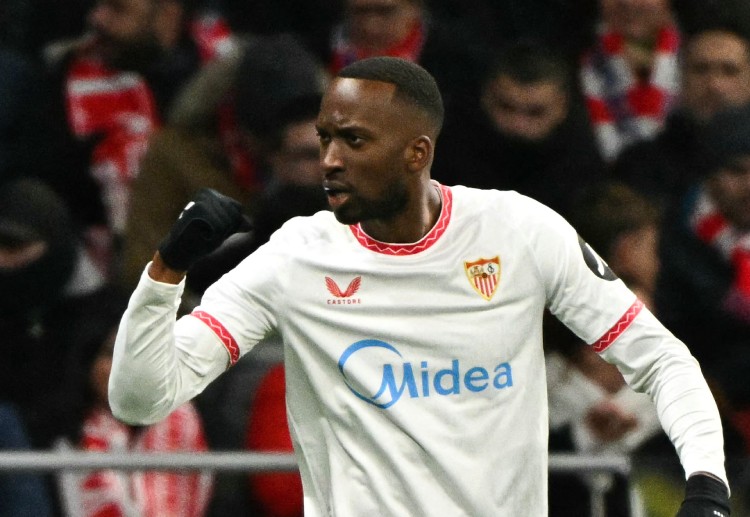 西甲联赛 卢克巴基奥本赛季已攻入11球,他将是塞维利亚在进攻端的一大威胁。