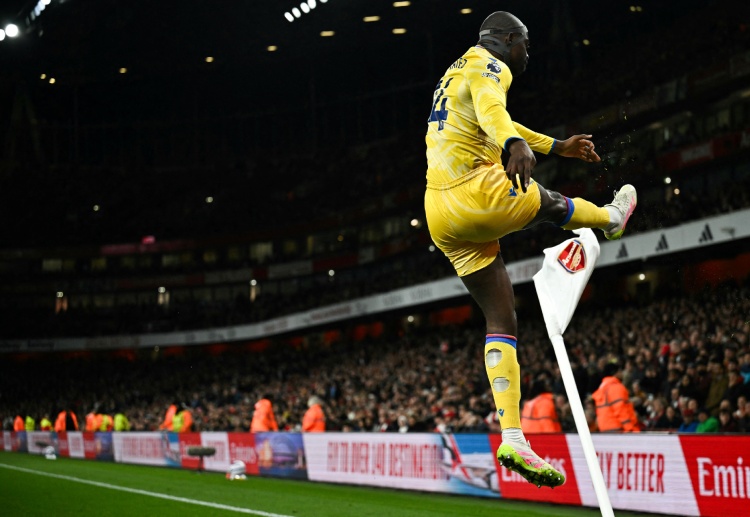 英超联赛 第83分钟，由于萨利巴在后场的失误，马泰特获得单刀机会，他冷静地选择挑射，成功将比分扳平。