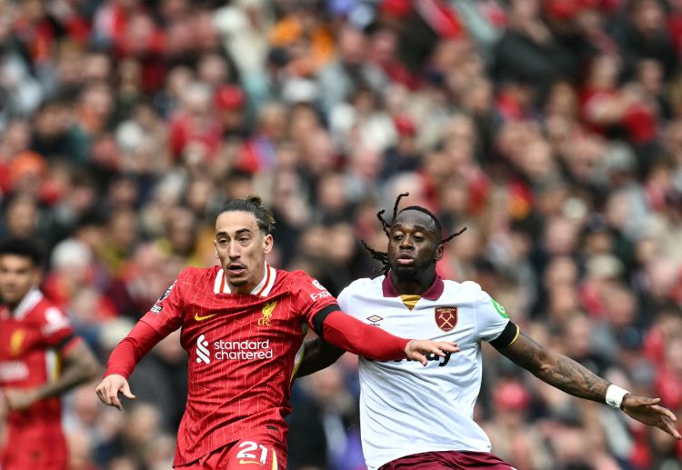 West Ham trắng tay ở vòng 32 Premier League