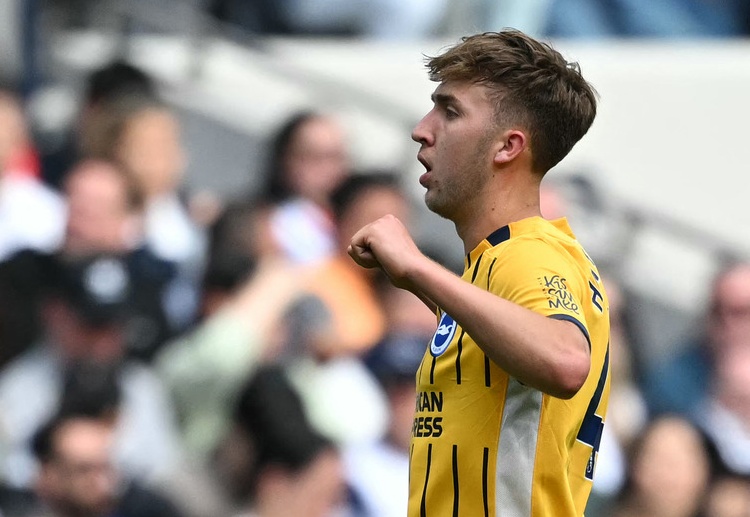 英超联赛 欣谢尔伍德梅开二度，助布莱顿4比1大胜热刺。