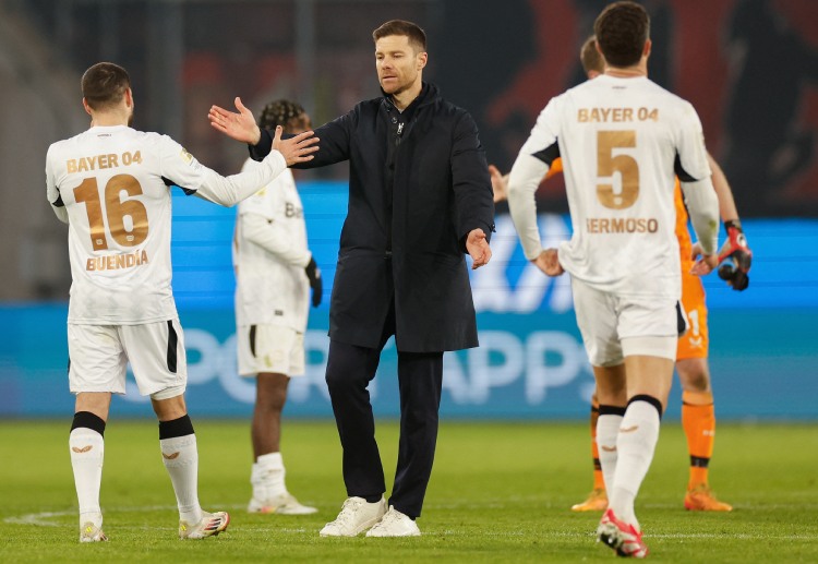 西甲联赛 在赛前与多特蒙德的新闻发布会上，阿隆索亲自宣布将离开球队。