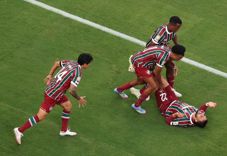 世俱杯 弗鲁米嫩塞的防线在老将卡诺和队长蒂亚戈·席尔瓦的带领下异常稳固。