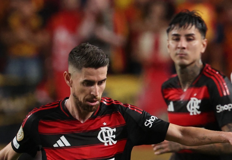 Jorginho guides Flamengo to a 2-0 win against Esperance Sportive de Tunis in the Club World Cup