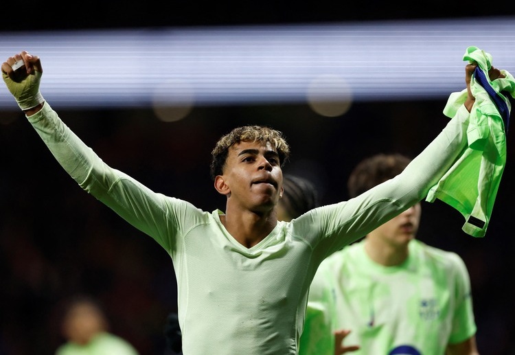 ဒါ့အပြင် ယာမယ်က ဘာစီလိုနာနဲ့ စပိန်စူပါဖလား၊ ကိုပါဒယ်ရေးနဲ့ လာလီဂါ အောင်မြင်မှုတွေ ရရှိခဲ့ပြီးတော့ ချန်ပီယံလိဂ် မှာလည်း ဆီမီးဖိုင်နယ် တက်ခဲ့ပါတယ်။