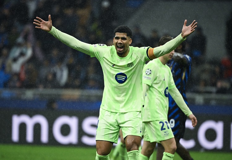 လာလီဂါ ချန်ပီယံ တို့ဟာ ဒီအခြေအနေကို စိုးရိမ်နေပြီး ဥက္ကဌ ယိုအန် လာပေါ်တာ အနေနဲ့ ရှောင်ရှားနိုင်ဖို့ ပြင်ဆင်နေကြောင်း သိရပါတယ်။