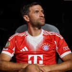 ကမ္ဘာ့ဖလား နီးလာတာနဲ့ အမျှ မေဂျာလိဂ် ကလပ်တွေဟာ လိဂ်ရဲ့ ပုံရိပ်ကို မြှင့်တင်ဖို့ အတွက် ထိပ်တန်း နာမည်ကျော် ကစားသမားတွေကို ခေါ်ယူဖို့ ပစ်မှတ်ထားနေကြတာ ဖြစ်ပါတယ်။