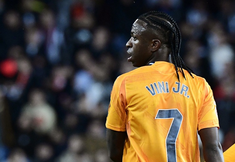 ဒီလိုမျိုး ရီးရဲလ်မက်ဒရစ်ရဲ့ လိုက်လျောရ ခက်တဲ့ အခြေအနေကို ဆော်ဒီပရိုလိဂ် ကလပ် အဲလ်ဟီလာက အခွင့်ကောင်းယူဖို့ စီစဉ်နေတာလည်း ဖြစ်ကြောင်း သိရပါတယ်။