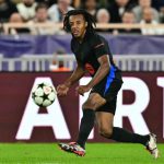 ပြင်သစ် ဘယ်နောက်ခံလူ ဂျူးလ်စ် ကွန်ဒေး ကတော့ ပြီးခဲ့တဲ့ ရက်က လာလီဂါ ချန်ပီယံ ဘာစီလိုနာနဲ့ ၂၀၃၀ ခုနှစ် အထိ စာချုပ်သက်တမ်း တိုးခဲ့ပါတယ်။