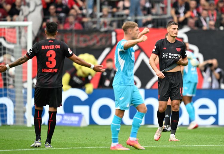 Leverkusen trắng tay ở vòng mở màn Bundesliga
