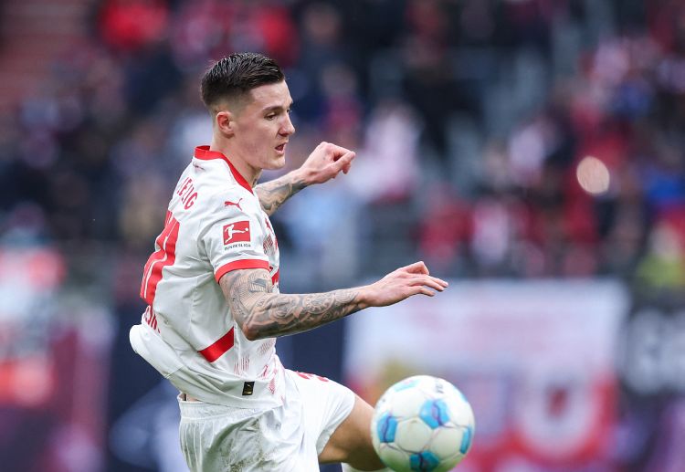 ဆက်စ်ကို ကို ယူနိုက်တက်နဲ့ နယူးကာဆယ်တို့ မတိုင်ခင်က ပရီးမီးယားလိဂ် ကလပ်ပဲ ဖြစ်တဲ့ အာဆင်နယ်က ကြိုးပမ်းခဲ့ဖူးပါသေးတယ်။