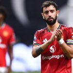 友谊赛 主场捧杯