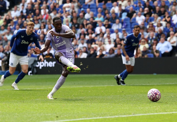 Danny Welbeck aims to score for Brighton & Hove Albion against Manchester City in the Premier League
