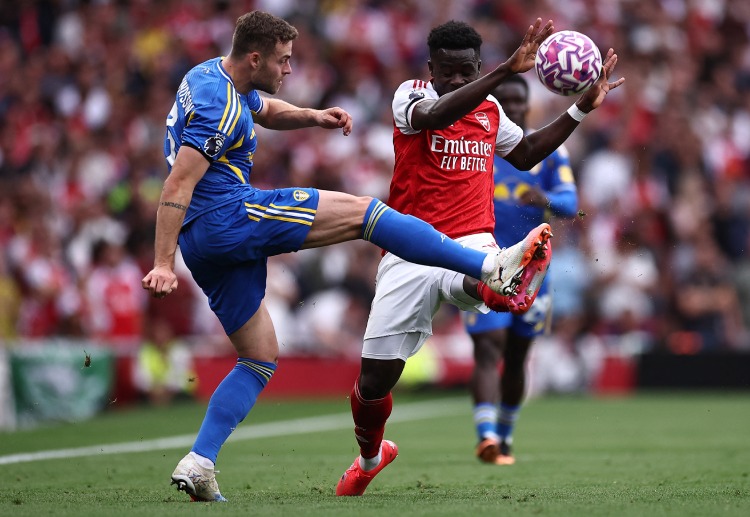 ပရီးမီးယားလိဂ်ဆီ တကျော့ပြန် တန်းတက်လာခဲ့တဲ့ လိဒ်စ်က အဖွင့်ပွဲမှာ အဲဗာတန်ကို အနိုင်ရခဲ့ပေမယ့် ပွဲစဉ် ၂ မှာတော့ အာဆင်နယ်ကို ၅-၀ နဲ့ ရှုံးခဲ့ပါတယ်။