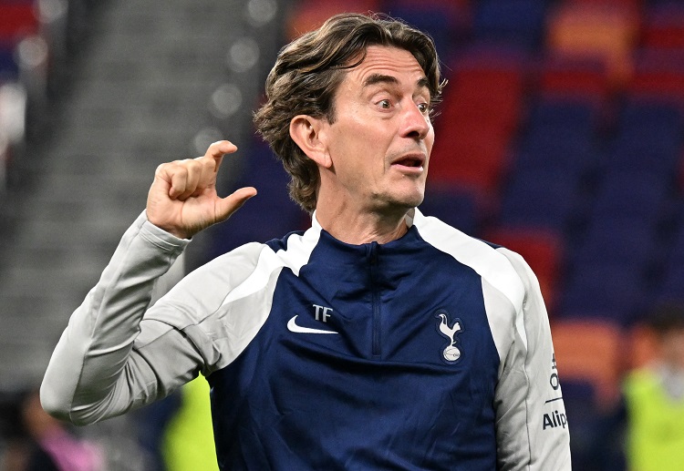 ပရီးမီးယားလိဂ် ကလပ် စပါး ကတော့ ဒီနွေရာသီမှာ ကူဒု့စ် တစ်ဦးတည်းကိုသာ ခေါ်ယူထားရသေးပြီး ပါလ်ဟင်ဟာနဲ့တော့ Here We Go ထားပါတယ်။