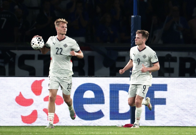 世界杯预选赛 古德约翰森为冰岛打破僵局，客场1比0领先法国。