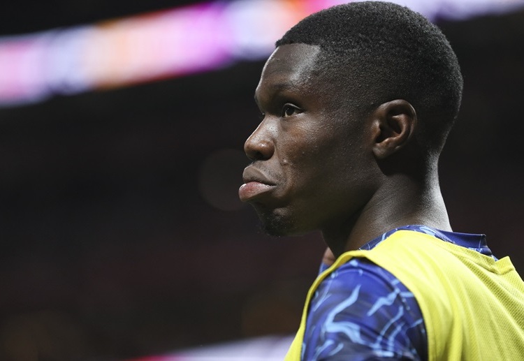 英超联赛 埃弗顿的进攻端依然低迷,今夏加盟的巴里在10场联赛中仍未取得进球。