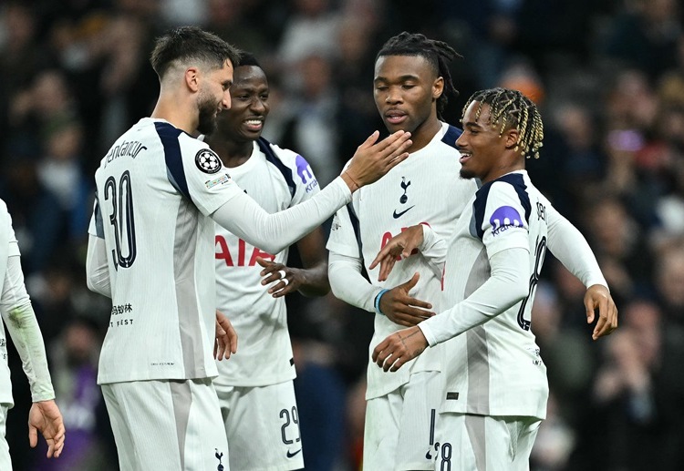 英超联赛 趁胜追击