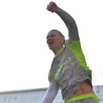 ဟာလန်း အနေနဲ့ ပရီးမီးယားလိဂ် ပြိုင်ဘက်တွေထဲမှာ ဆိုရင် ဝက်စ်ဟမ်းကို ဂိုးအများဆုံး သွင်းယူနိုင်ခဲ့တာလည်း ဖြစ်ပါတယ်။