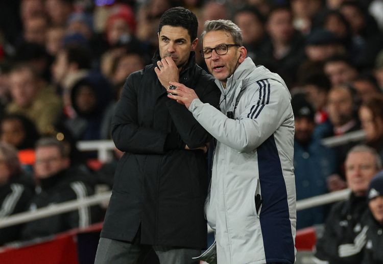 အာဆင်နယ် ကတော့ ဒီကနေ့ညမှာ အက်စတွန်ဗီလာနဲ့ အရေးကြီးတဲ့ ပရီးမီးယားလိဂ် ပွဲစဉ် ကစားရမှာ ဖြစ်ပါတယ်။