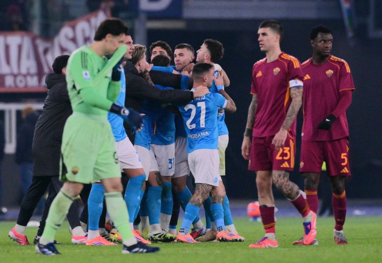Napoli giành 3 điểm ở vòng 13 Serie A khi đối đầu AS Roma