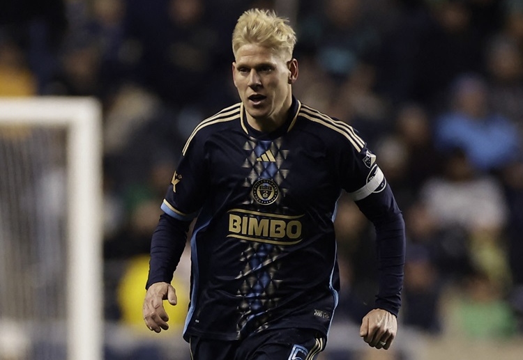 Philadelphia Union's Jakob Glesnes is joining LA Galaxy ahead of the 2026 Major League Soccer season
