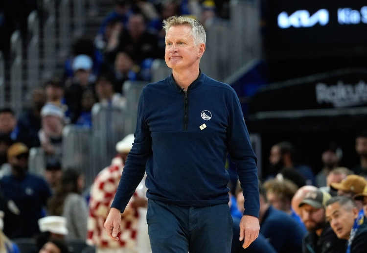 NBA: HLV Steve Kerr thừa nhận Warriors đang gặp khó khăn