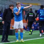 나폴리는 현재 세리에A 우승 경쟁에서 인테르 밀란에 6승점 뒤져 있다.