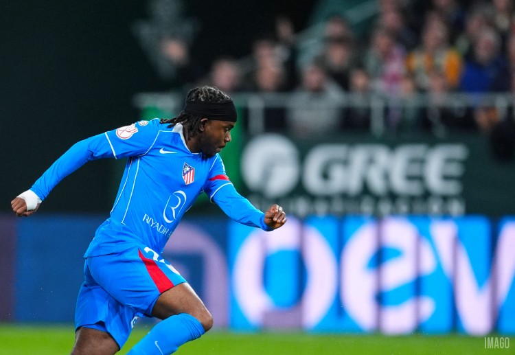 လွတ်ခ်မန်း အနေနဲ့ လာလီဂါမှာ အစောပိုင်း ကာလကို အကောင်းဆုံး ဖြတ်သန်းနေပေမယ့်လည်း ဆီမြွန်နီ ကတော့ သူ့ရဲ့ ကစားသမား ဆီက ပိုကောင်းတဲ့ အခြေအနေကို အလိုရှိနေတာ ဖြစ်ပါတယ်။