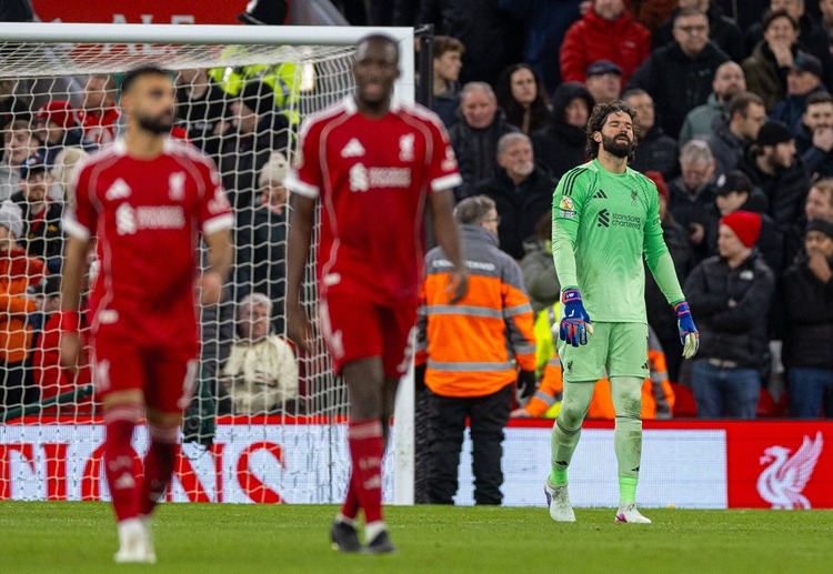 Premier League: Liverpool tiếp tục gây thất vọng