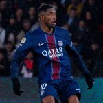 သောကြာနေ့က ကစားခဲ့တဲ့ ဒီပွဲစဉ်မှာ ပီအက်စ်ဂျီဟာ ရန်းစ်ကို ၃-၁ နဲ့ ရှုံးနိမ့်ခဲ့တာကြောင့် လီဂူးဝမ်း ချန်ပီယံဆု အတွက် မရေရာ မသေချာမှုတွေ တိုးလာနေပါတယ်။