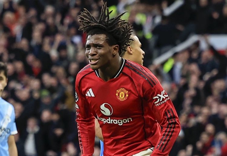 ဒါကြောင့် တိတ်ဆိတ်နေတဲ့ ပရီးမီးယားလိဂ် ကလပ်ရဲ့ ဆောင်းရာသီဈေးကွက်ဟာ နောက်ဆုံး မိနစ်မှာ အံ့အားသင့်စရာ အပြောင်းအရွှေ့တွေ ဖြစ်လာနိုင်ပါတယ်။