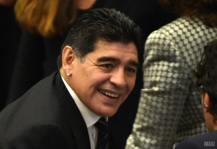 ၁၉၈၆ ကမ္ဘာ့ဖလား မှာတင် ဂိုးဖန်တီးမှု ၅ ကြိမ် ပြုလုပ်ခဲ့ပြီး ဒါဟာ တစ်ကြိမ်တည်းသော ပြိုင်ပွဲ တစ်ခုမှာ ဒုတိယ အများဆုံး စံချိန် ဖြစ်ပါတယ်။