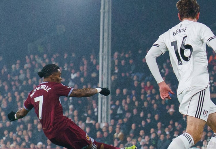 英超联赛 萨默维尔在比赛第65分钟攻破富勒姆球门，这粒进球也终结了他们的连胜势头。