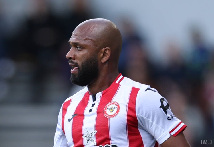 英超联赛 梅开二度