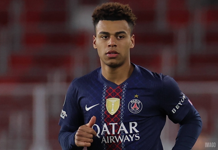 ပရီးမီးယားလိဂ် ကလပ် လစ်ဗာပူးလ် ကတော့ ပီအက်စ်ဂျီ တောင်ပံ ကစားသမားတွေ ဖြစ်တဲ့ ဘရတ်ဒ်လေ ဘာကိုလာ ဒီဆီရီ ဒူယေးနဲ့ ခါဗစ်ချာ ခါဗရာစခီလီယာ တို့ကို စိတ်ဝင်စားနေပါတယ်။