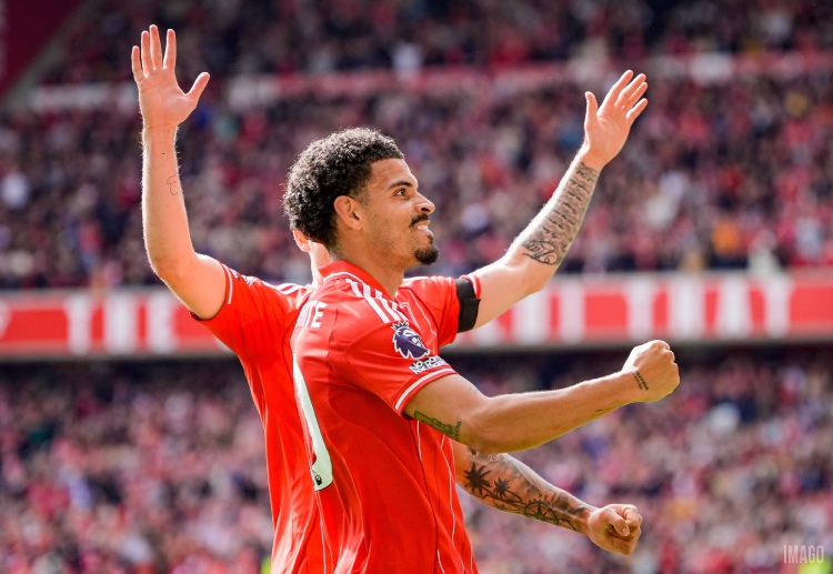 နော့တင်ဟမ်ဖောရက်စ်ဟာ ပရီးမီးယားလိဂ် သမိုင်းတစ်လျှောက်မှာ ပထမဆုံး အကြိမ် အဖြစ် ရှုံးနိမ့်နေတဲ့ အခြေအနေ ကနေ ၂ ဂိုးထက် ပိုတဲ့ အကွာအဝေးနဲ့ အနိုင်ရရှိခဲ့တာ ဖြစ်ပါတယ်။