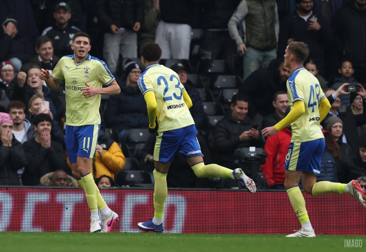 英足总杯  南安普顿的斯图尔特和阿扎兹进攻火力强大，将对阿森纳防线形成严峻考验。