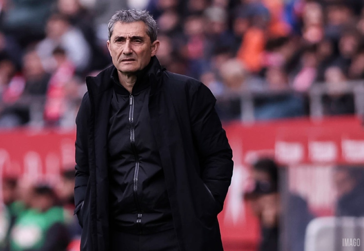 Ernesto Valverde sedang berkarir di La Liga