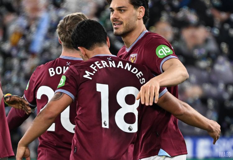 Premier League: Arsenal nhảy vào cuộc đua giành chữ ký của Fernandes